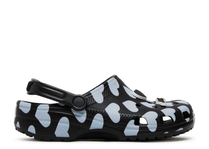 Awake NY x Classic Clog „Home Is Where The Heart Is – Black”