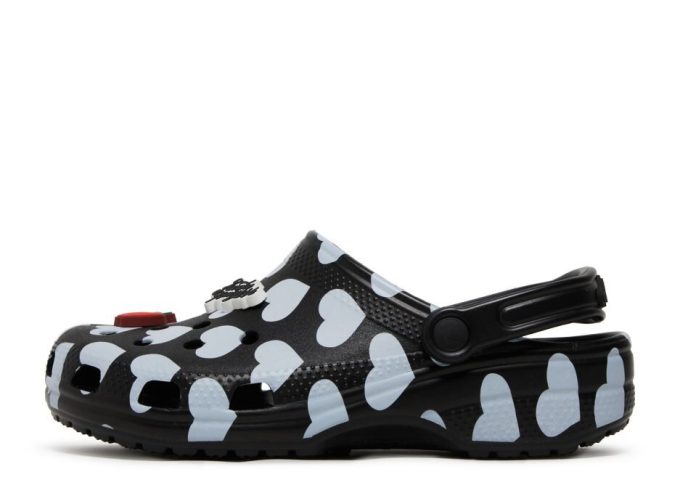 Awake NY x Classic Clog „Home Is Where The Heart Is – Black”