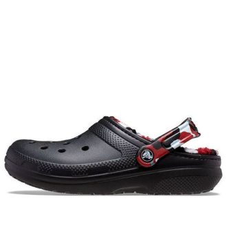 Crocs Classic Lined Camo Clog „Black & Red” 208047-063