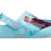 Crocs (PS) Sandale albastre sport cu toc plat cu imprimare înghețată în aer liber 207078-4O9 Crocs (PS) Sandale albastre sport cu toc plat cu imprimare înghețată în aer liber 207078-4O9