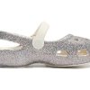 Crocs (PS) Sandale sport lucioase cu toc plat pentru exterior, argintii 206370-93R