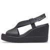 Crocs (WMNS) Brooklyn Cozy Anti-Slip Sports Sandale negre 206222-060
