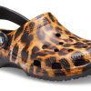 Crocs (WMNS) Sabot clasic Imprimare cu animale Sandale casual de plajă Imprimeu leopard 206676-90L Crocs (WMNS) Sabot clasic Imprimare cu animale Sandale casual de plajă Imprimeu leopard 206676-90L