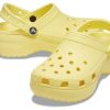 Crocs (WMNS) Sabot clasic Sandale sport „Galben” 206750-7HD
