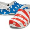 Crocs (WMNS) Sandale ușoare confortabile cu imprimare model SUA Albastru Roșu 205974-94S Crocs (WMNS) Sandale ușoare confortabile cu imprimare model SUA Albastru Roșu 205974-94S