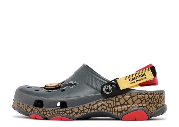 Jurassic World x Sabot All-Terrain „Atenție, dinozaur viu”