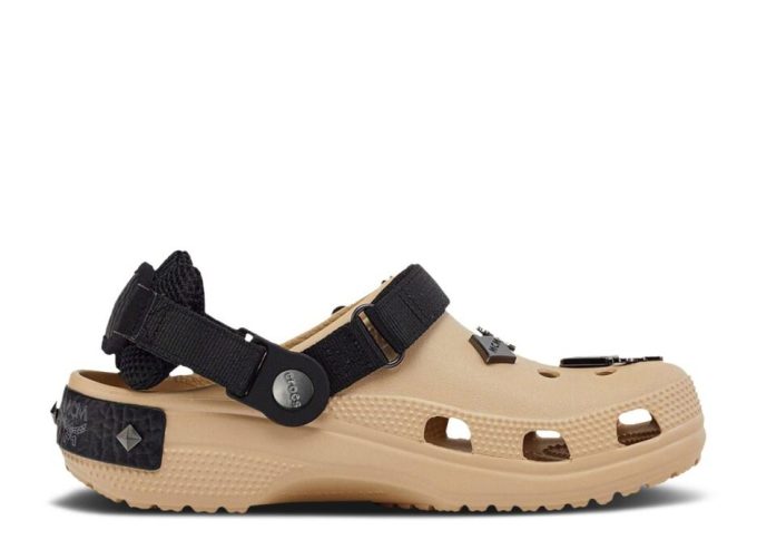 MCM x Classic Clog „Mini Fanny Pack – Irish Cream” MCM x Classic Clog „Mini Fanny Pack – Irish Cream”