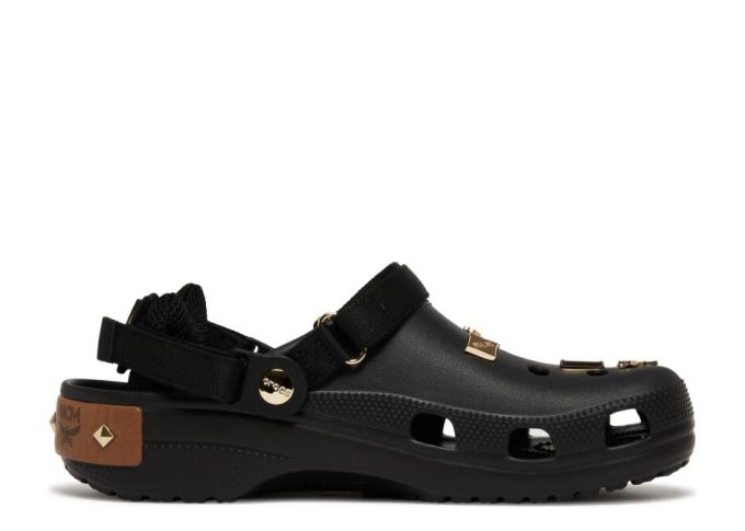 MCM x Classic Clog „Mini Fanny Pack – Negru” MCM x Classic Clog „Mini Fanny Pack – Negru”