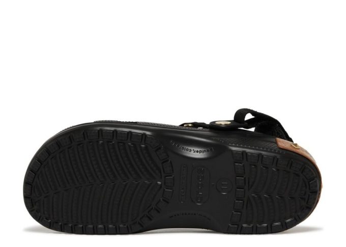 MCM x Classic Clog „Mini Fanny Pack – Negru” MCM x Classic Clog „Mini Fanny Pack – Negru”