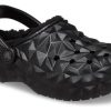 Pantofi Crocs (WMNS) Classic Clog Lined Geometric „Negru” 210069-001