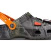 Saboți Crocs Classic x Luke Combs „Realtree Camo” 206602-267