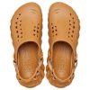 Saboți Crocs Echo „Nisip” 207937-202