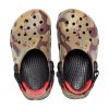 Saboți Crocs (GS) Classic All-Terrain Camo „Brown Green Black” 207327-960
