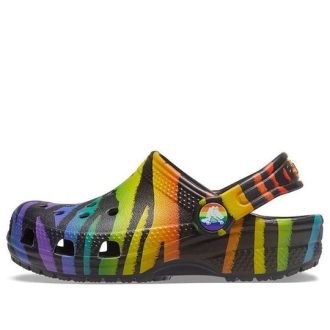 Saboți Crocs (GS) Classic Seasonal Print „Black Multi” 207345-0C4