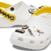 Saboți Crocs Peanuts x Classic „Snoopy” 206959-90H