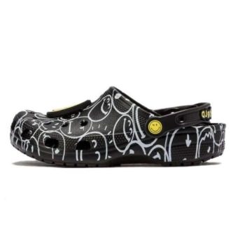 Saboți Crocs (WMNS) Smiley World Classic „Black White Yellow” 873137