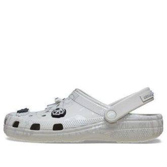 Saboți Crocs x Futura Laboratories Classic „Pearl White” 209622-101