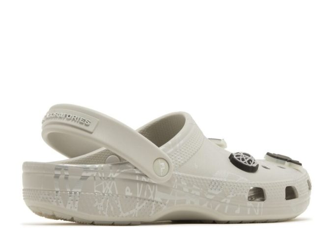 Saboți Futura Laboratories x Classic „Pearl White”