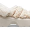 Saboți matlasați Crocs (WMNS) Stomp „Stucco” 208938-160