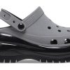 Saboți reflectorizați Crocs Mega Crush „Grey Black” 209172-1LP
