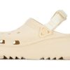 Sabot Crocs Classic Hiker Xscape „Vanilla” 208365-108