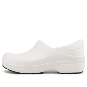 Sandale albe Crocs (WMNS) Cozy Thick Sole 204045-100