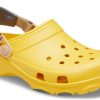 Sandale Crocs Classic Clog Beach Unisex Galben 206340-700