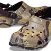 Sandale Crocs Classic Clog Desert Camouflage Beach Unisex Negru Maro 207305-088