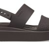 Sandale Crocs (WMNS) Brooklyn Croco Low Espresso „Maro” 208585-206