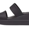 Sandale Crocs (WMNS) Brooklyn ușoare negre 206219-060
