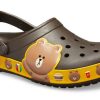 Sandale unisex Crocs x Line Friends Beach Brown 205791-206